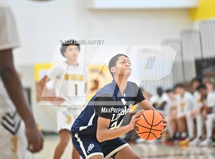 Thumbnail 1 in Lincoln vs Thomas Jefferson photogallery.