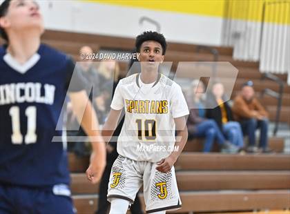 Thumbnail 2 in Lincoln vs Thomas Jefferson photogallery.