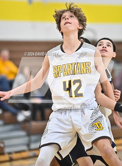 Thumbnail 3 in Lincoln vs Thomas Jefferson photogallery.