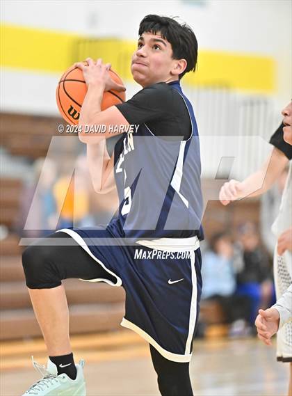 Thumbnail 3 in Lincoln vs Thomas Jefferson photogallery.