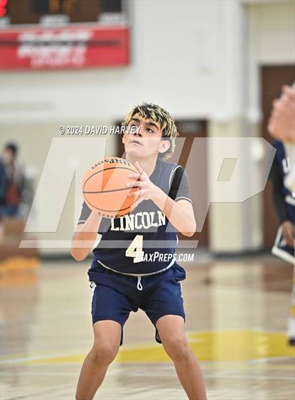 Thumbnail 1 in Lincoln vs Thomas Jefferson photogallery.