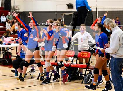 Thumbnail 3 in Clairemont vs Monte Vista (Monte Vista Invitational) photogallery.