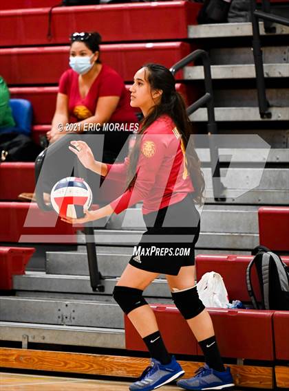 Thumbnail 1 in Clairemont vs Monte Vista (Monte Vista Invitational) photogallery.