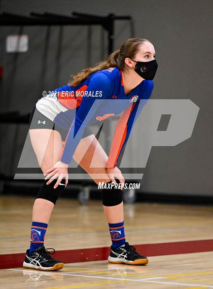 Thumbnail 1 in Clairemont vs Monte Vista (Monte Vista Invitational) photogallery.