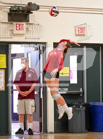 Thumbnail 1 in Clairemont vs Monte Vista (Monte Vista Invitational) photogallery.