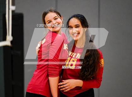 Thumbnail 3 in Clairemont vs Monte Vista (Monte Vista Invitational) photogallery.
