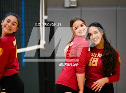 Thumbnail 2 in Clairemont vs Monte Vista (Monte Vista Invitational) photogallery.