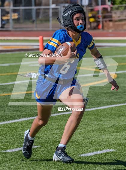 Thumbnail 3 in Hilo vs Waimea (HHSAA Consolation Bracket) photogallery.