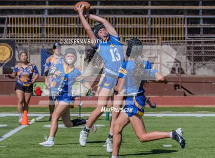 Thumbnail 2 in Hilo vs Waimea (HHSAA Consolation Bracket) photogallery.