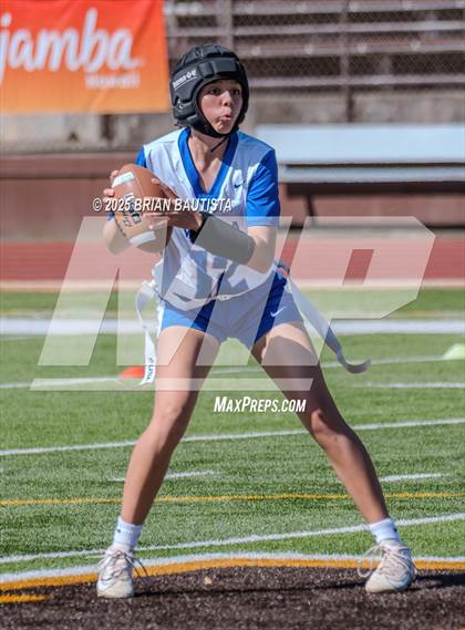 Thumbnail 2 in Hilo vs Waimea (HHSAA Consolation Bracket) photogallery.