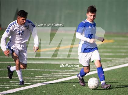 Thumbnail 2 in O'Farrell Charter vs. Central photogallery.