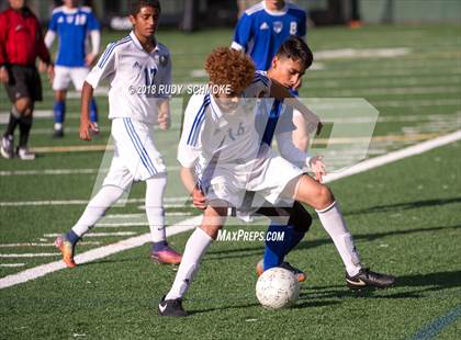 Thumbnail 3 in O'Farrell Charter vs. Central photogallery.