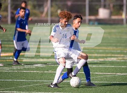 Thumbnail 3 in O'Farrell Charter vs. Central photogallery.