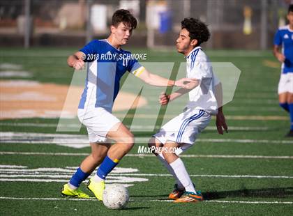 Thumbnail 2 in O'Farrell Charter vs. Central photogallery.