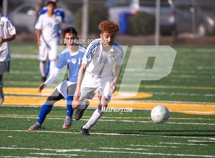 Thumbnail 3 in O'Farrell Charter vs. Central photogallery.