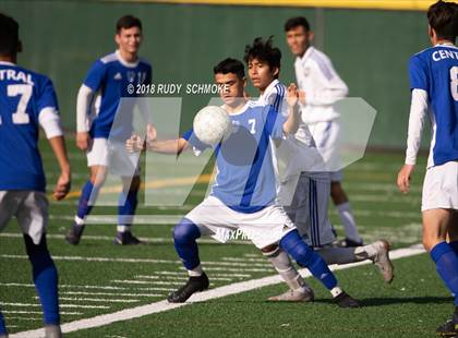 Thumbnail 1 in O'Farrell Charter vs. Central photogallery.
