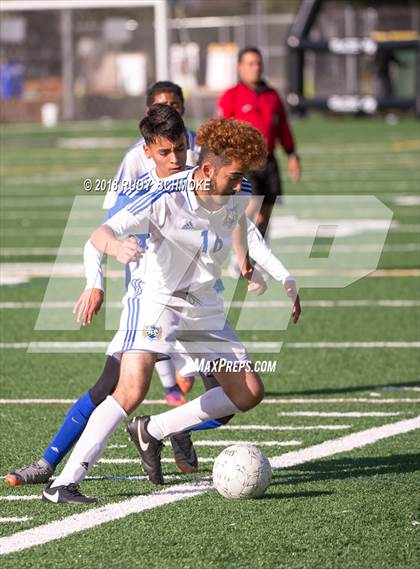 Thumbnail 3 in O'Farrell Charter vs. Central photogallery.