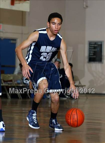Thumbnail 2 in Rolling Hills Prep vs. Lennox Academy photogallery.