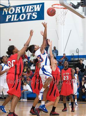 Thumbnail 3 in Lake Taylor @ Wilson photogallery.
