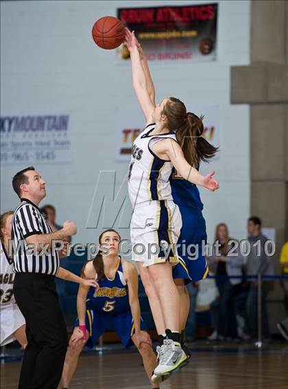 Thumbnail 1 in Skyline vs Taylorsville (Utah 5A Quarterfinal) photogallery.