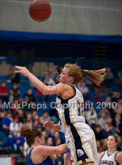 Thumbnail 3 in Skyline vs Taylorsville (Utah 5A Quarterfinal) photogallery.