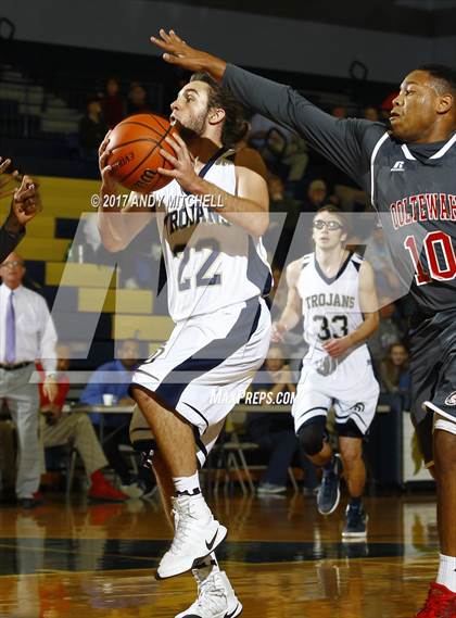 Thumbnail 3 in Ooltewah vs Soddy Daisy (District 5 3A) photogallery.