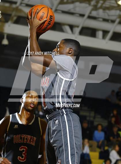 Thumbnail 2 in Ooltewah vs Soddy Daisy (District 5 3A) photogallery.