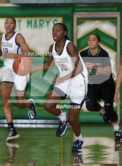 Thumbnail 3 in St. Mary's vs. Centennial (MLK Showcase) photogallery.