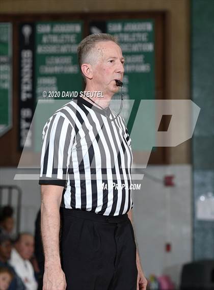 Thumbnail 1 in St. Mary's vs. Centennial (MLK Showcase) photogallery.