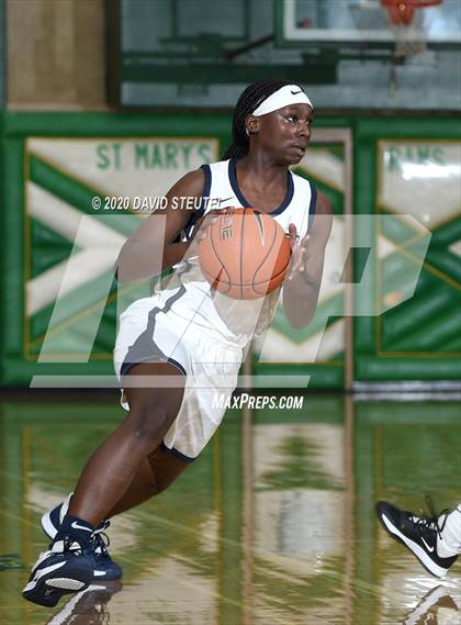 Thumbnail 2 in St. Mary's vs. Centennial (MLK Showcase) photogallery.