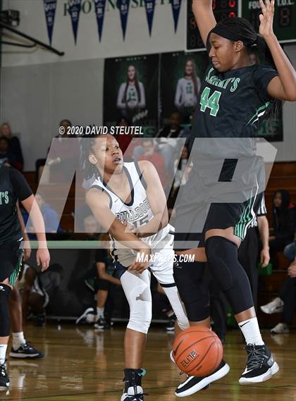 Thumbnail 2 in St. Mary's vs. Centennial (MLK Showcase) photogallery.