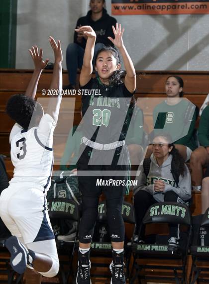 Thumbnail 2 in St. Mary's vs. Centennial (MLK Showcase) photogallery.