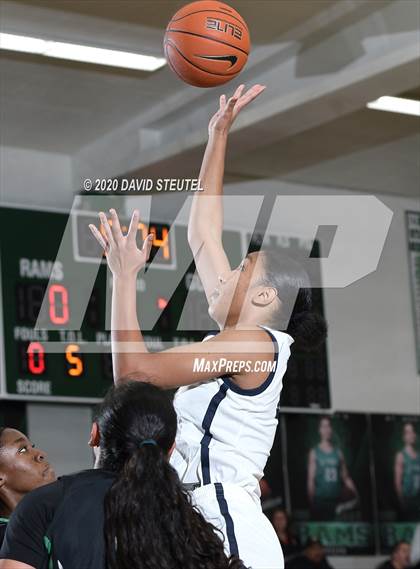 Thumbnail 3 in St. Mary's vs. Centennial (MLK Showcase) photogallery.