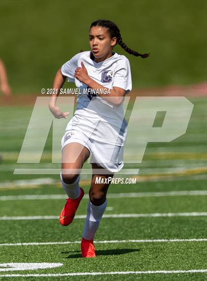 Thumbnail 3 in Omaha Central vs. Concordia photogallery.