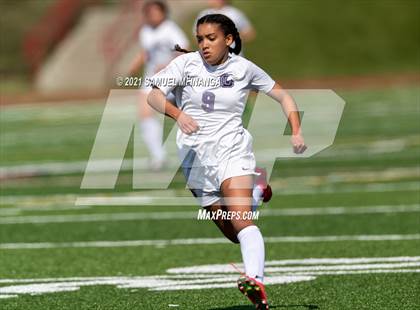 Thumbnail 2 in Omaha Central vs. Concordia photogallery.