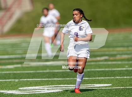 Thumbnail 3 in Omaha Central vs. Concordia photogallery.