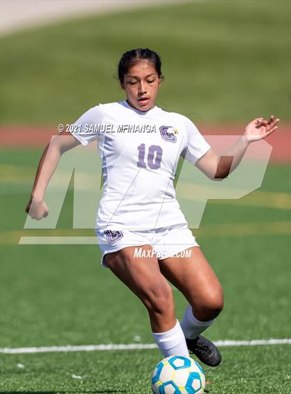 Thumbnail 2 in Omaha Central vs. Concordia photogallery.