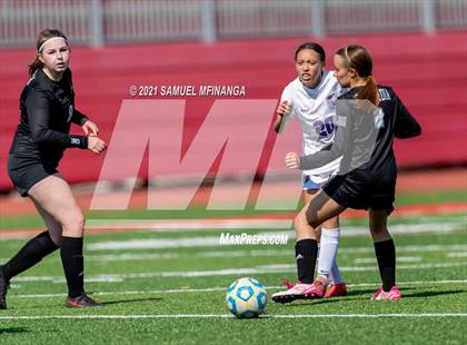 Thumbnail 3 in Omaha Central vs. Concordia photogallery.