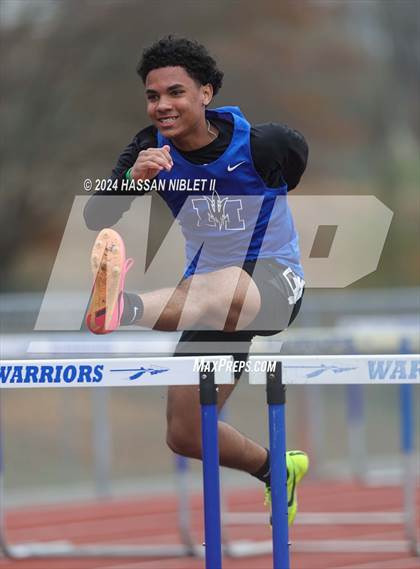 Thumbnail 2 in Mohawk-Warrior Invitational photogallery.