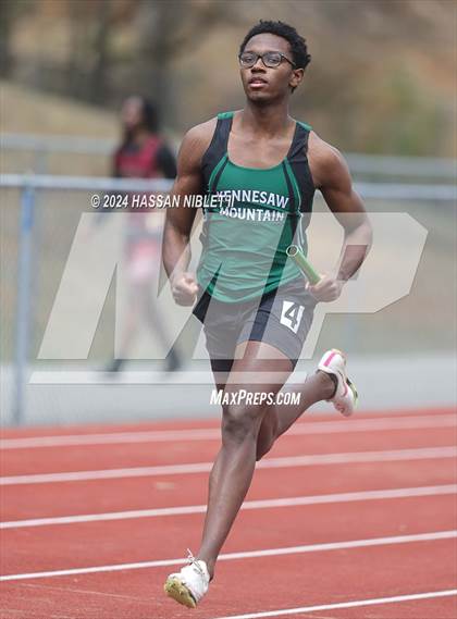 Thumbnail 3 in Mohawk-Warrior Invitational photogallery.