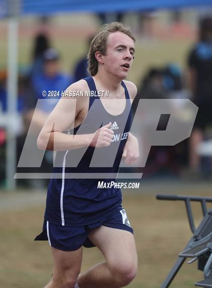 Thumbnail 3 in Mohawk-Warrior Invitational photogallery.
