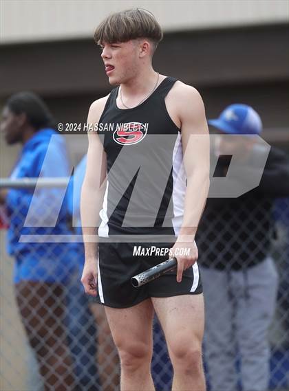 Thumbnail 1 in Mohawk-Warrior Invitational photogallery.