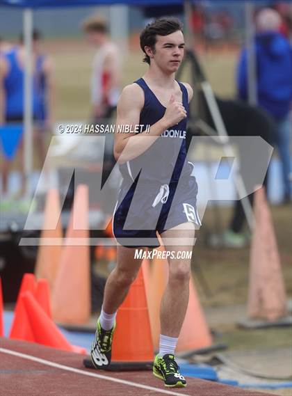 Thumbnail 2 in Mohawk-Warrior Invitational photogallery.