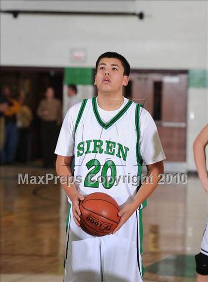 Thumbnail 1 in Webster vs. Siren photogallery.