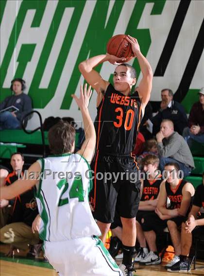 Thumbnail 1 in Webster vs. Siren photogallery.