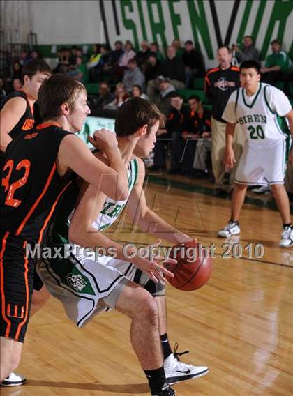 Thumbnail 2 in Webster vs. Siren photogallery.