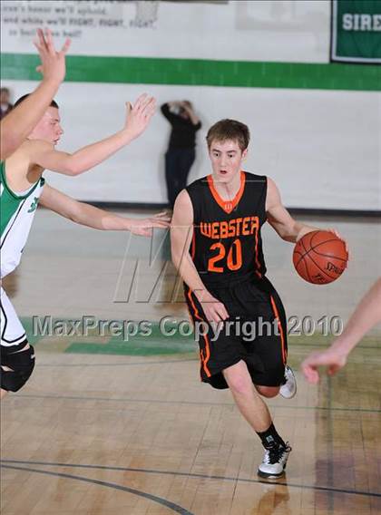 Thumbnail 3 in Webster vs. Siren photogallery.