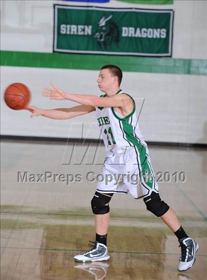 Thumbnail 2 in Webster vs. Siren photogallery.