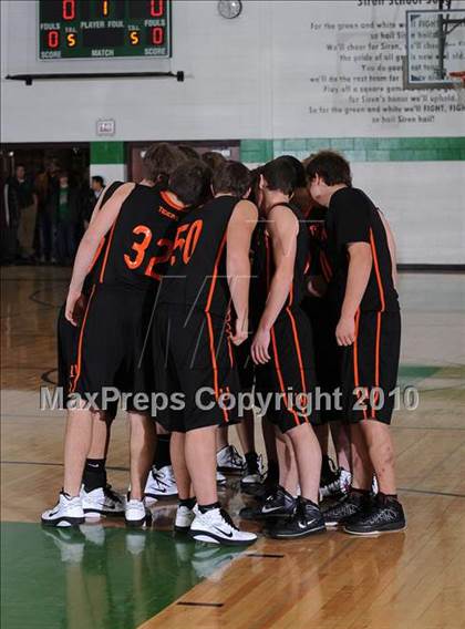 Thumbnail 3 in Webster vs. Siren photogallery.