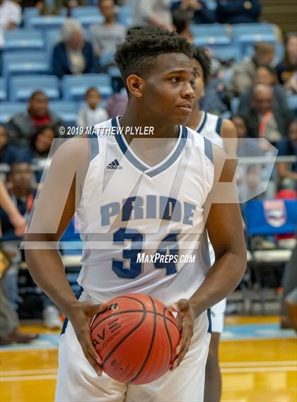 Thumbnail 1 in Bishop McGuinness vs. Henderson Collegiate (NCHSAA 1A Final) photogallery.